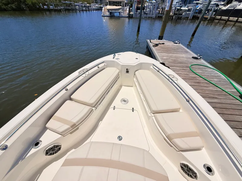 Slide: The Image of Boston Whaler 280 Dauntless 2027 - 60