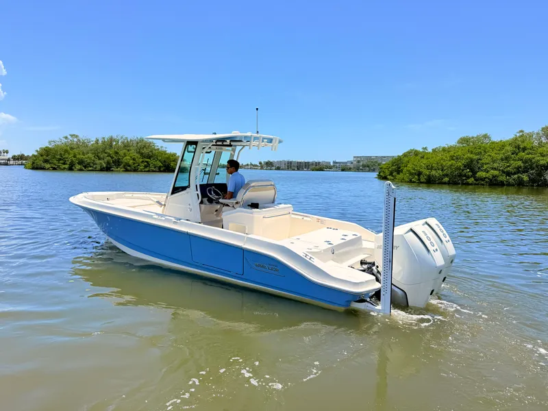 Slide: The Image of Boston Whaler 280 Dauntless 2027 - 13