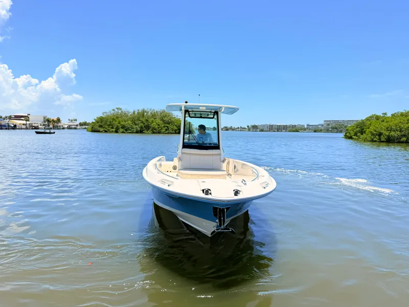 Slide: The Image of Boston Whaler 280 Dauntless 2027 - 6