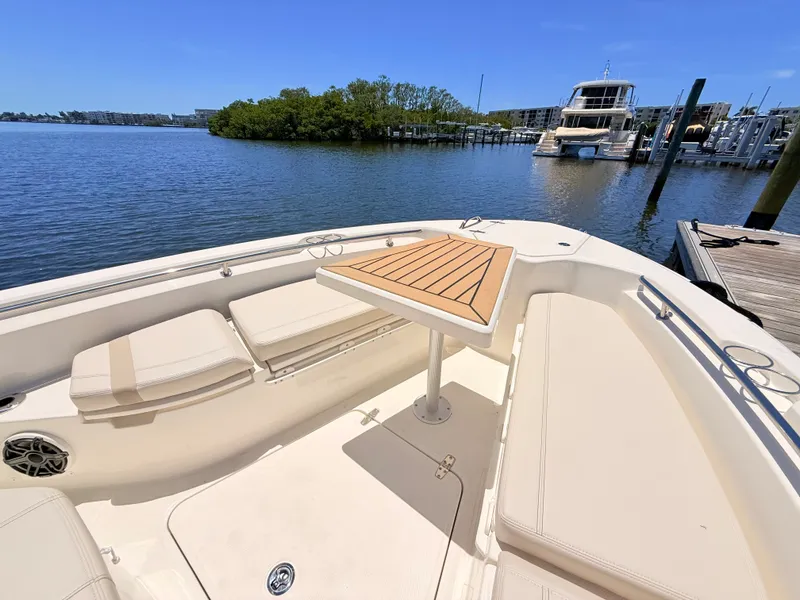Slide: The Image of Boston Whaler 280 Dauntless 2027 - 65
