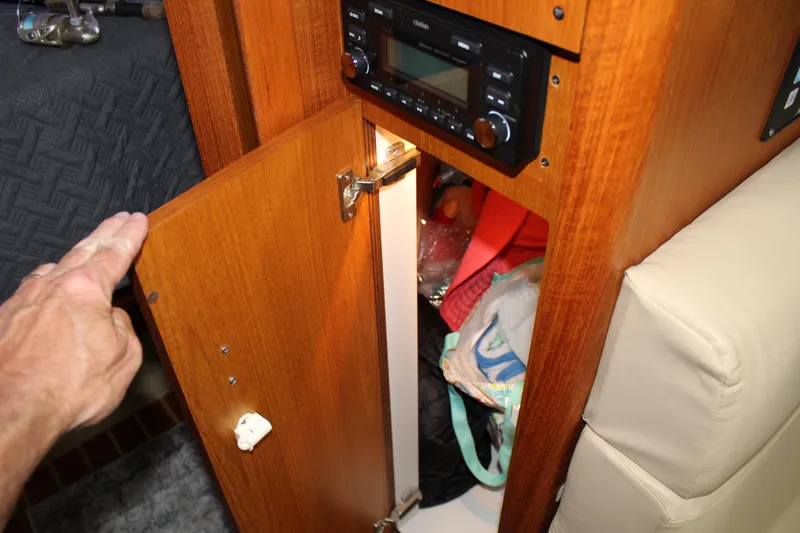 Slide: The Image of Tiara 3800 Open 2002 - 62