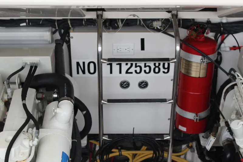 Slide: The Image of Tiara 3800 Open 2002 - 71