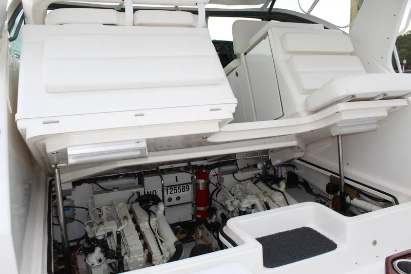 Slide: The Image of Tiara 3800 Open 2002 - 72