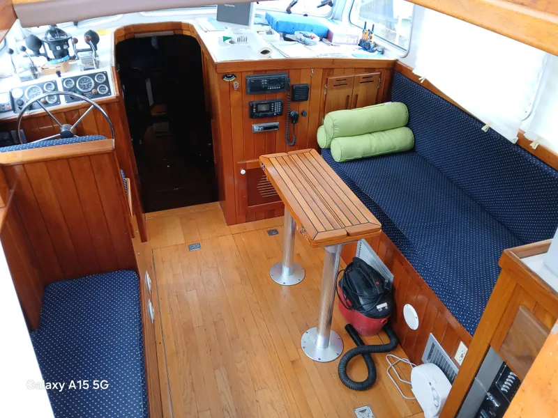 Slide: The Image of Main Cabin - 13