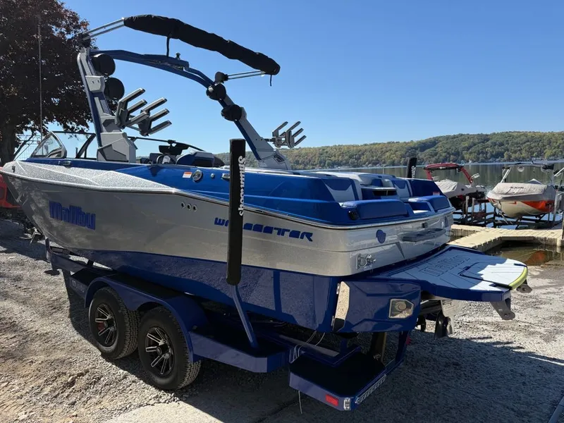 Slide: The Image of Malibu MALIBU 23 LSV 2026 - 6