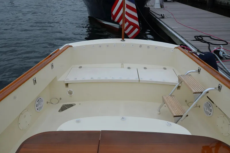 Slide: The Image of Aft Settee - 16