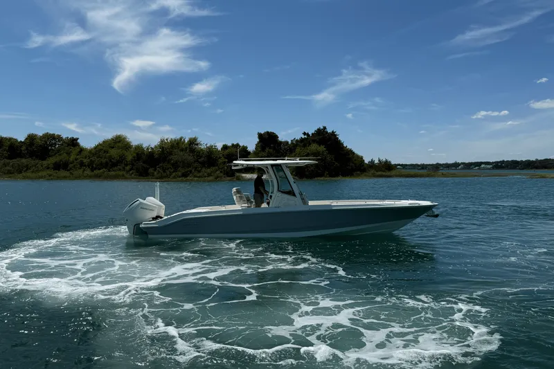 The Image of Boston Whaler 280 Dauntless 2026 - 0