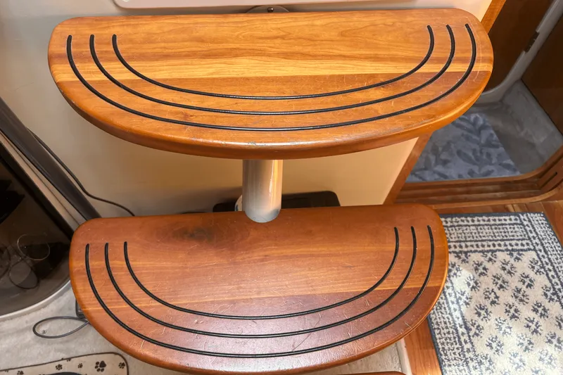 Slide: The Image of Regal COMMODORE 3860 2002 - 19