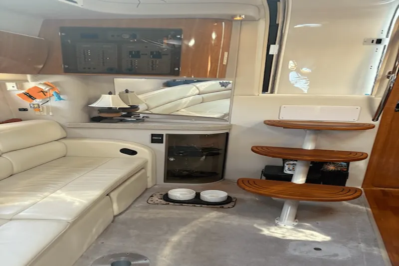 Slide: The Image of Regal COMMODORE 3860 2002 - 52