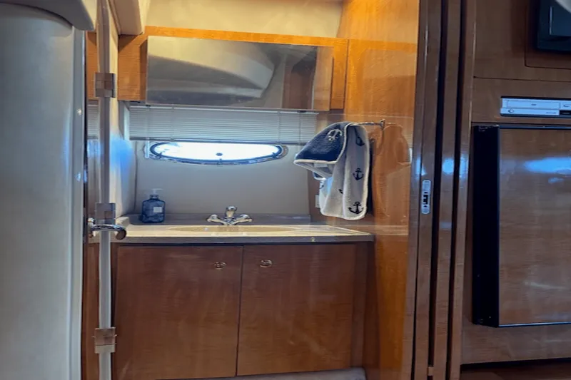 Slide: The Image of Regal COMMODORE 3860 2002 - 55