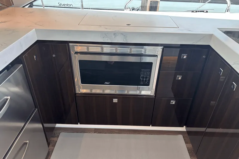 Slide: The Image of Cruisers 60 CANTIUS 2024 - 12