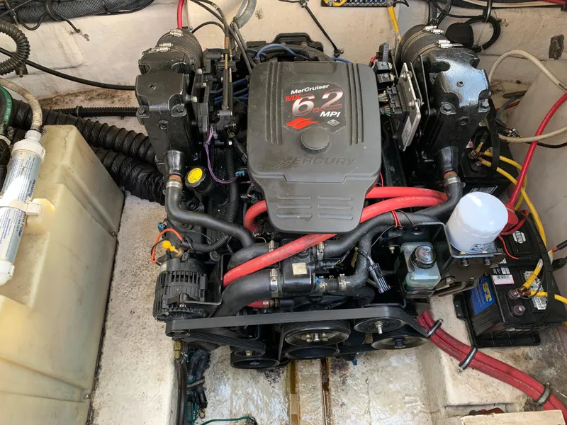 Slide: The Image of 2006 Chaparral 276 Signature engine compartment with MerCruiser 6.2 MPI engine. - 22