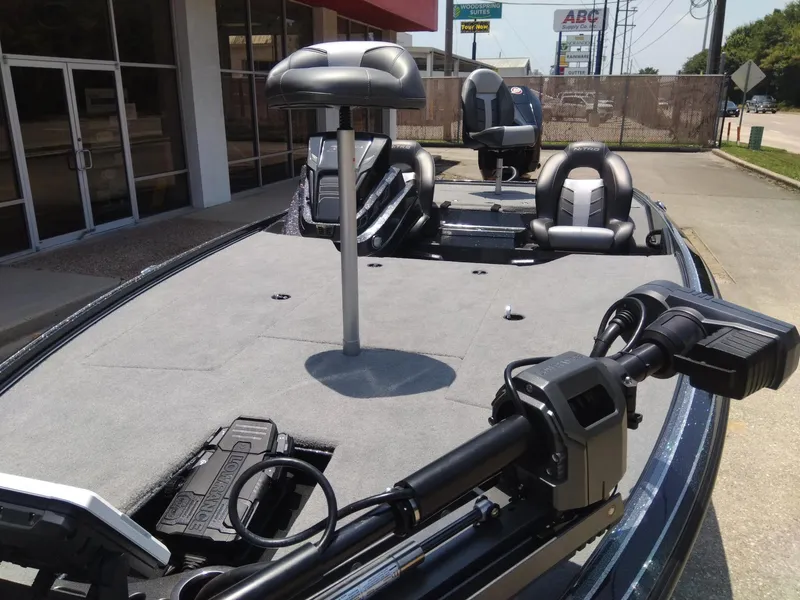 Slide: The Image of 2023 Nitro Z20 Pro fishing boat with advanced equipment and seating. - 2