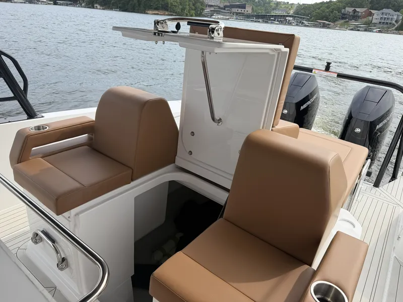 Slide: The Image of Cruisers 38 VTR 2027 - 23