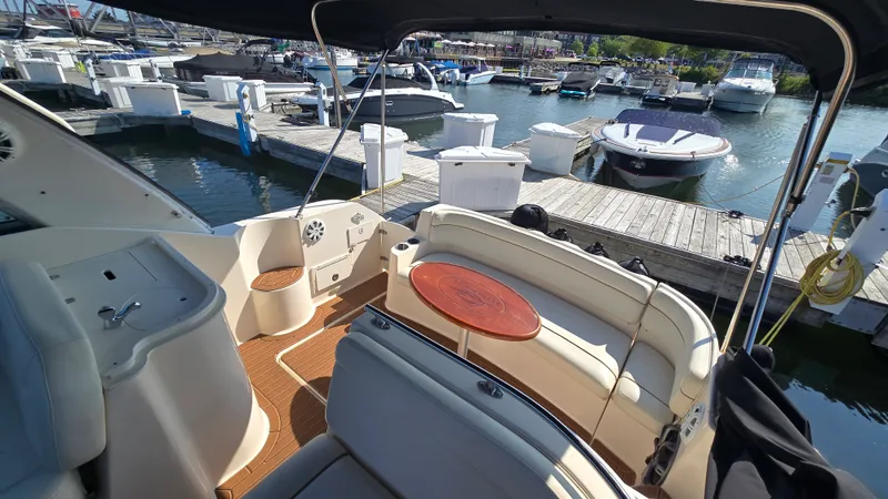 Slide: The Image of Rinker 290 FIESTA VEE 2004 - 9
