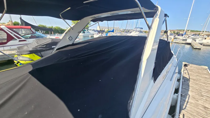 Slide: The Image of Rinker 290 FIESTA VEE 2004 - 5