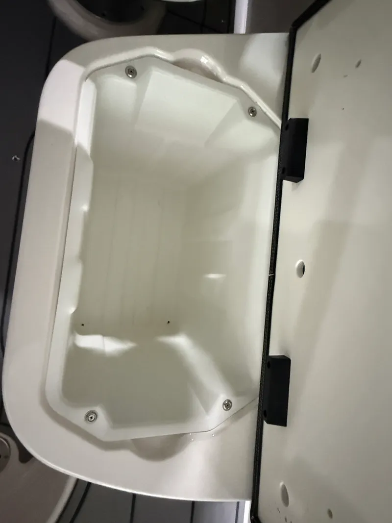 Slide: The Image of Chaparral 267 SS 2023 - 33