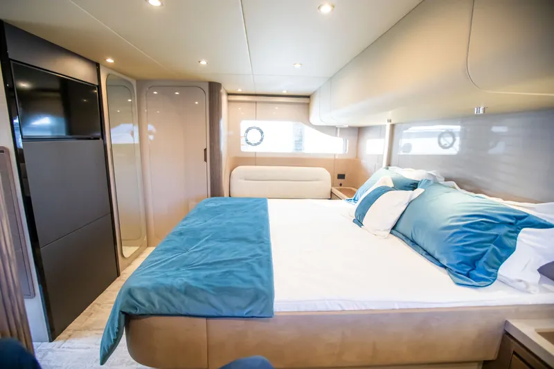 Slide: The Image of Cruisers 50 FLY 2027 - 38