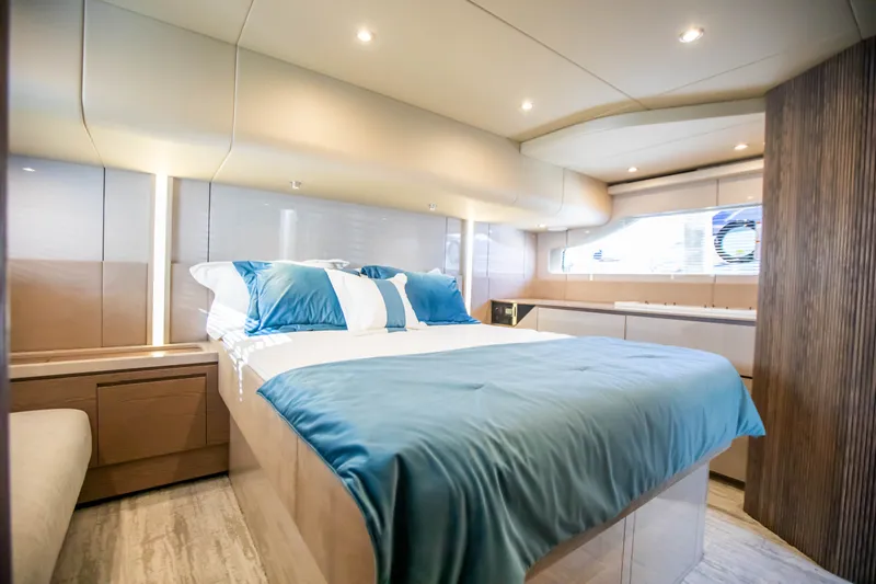 Slide: The Image of Cruisers 50 FLY 2027 - 41