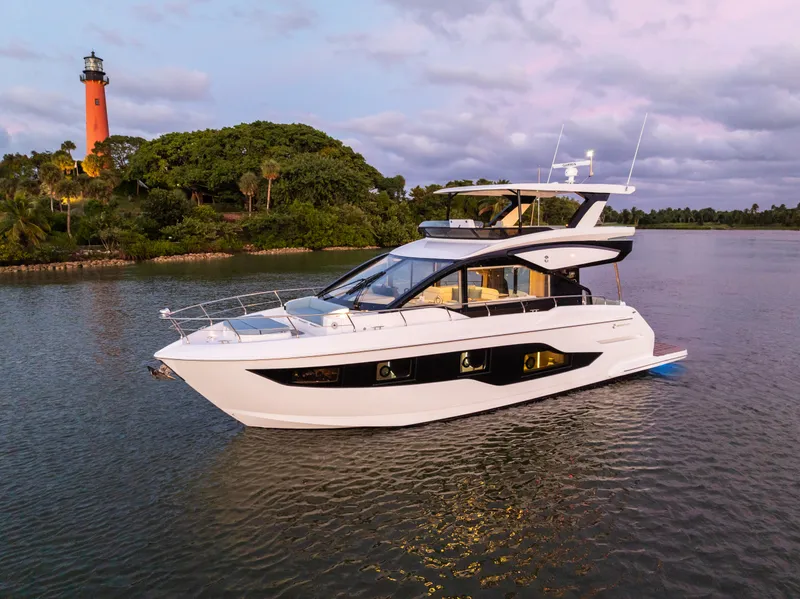 Slide: The Image of Cruisers 50 FLY 2027 - 4