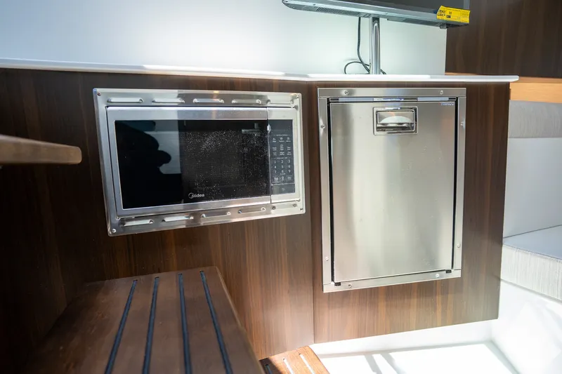 Slide: The Image of Cruisers 38 GLS Outboard 2027 - 30