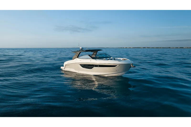 Slide: The Image of Cruisers 38 GLS Outboard 2027 - 3