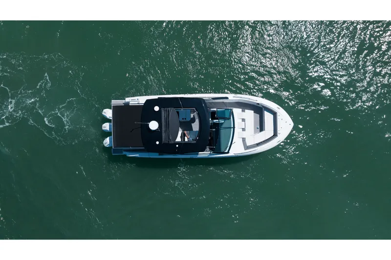 Slide: The Image of Cruisers 38 GLS Outboard 2027 - 27