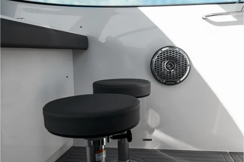 Slide: The Image of Cruisers 38 GLS Outboard 2027 - 67