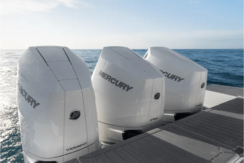 Slide: The Image of Cruisers 38 GLS Outboard 2027 - 48