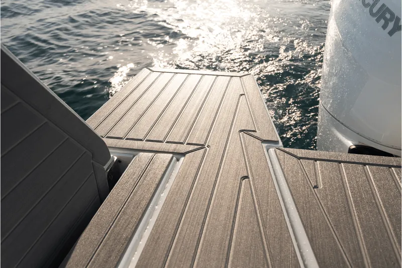 Slide: The Image of Cruisers 38 GLS Outboard 2027 - 51