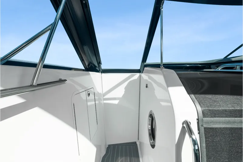 Slide: The Image of Cruisers 38 GLS Outboard 2027 - 93