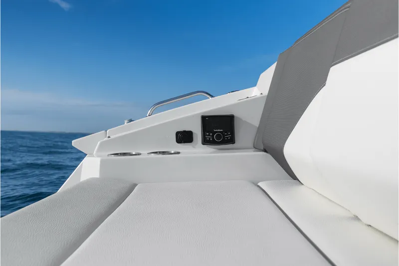 Slide: The Image of Cruisers 38 GLS Outboard 2027 - 52