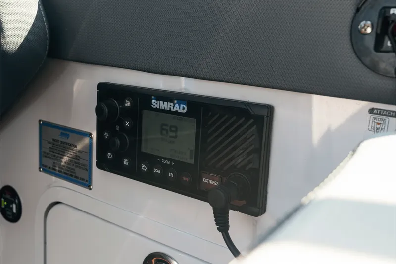 Slide: The Image of Cruisers 38 GLS Outboard 2027 - 80