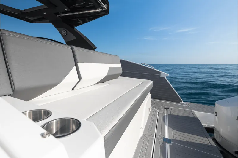 Slide: The Image of Cruisers 38 GLS Outboard 2027 - 56