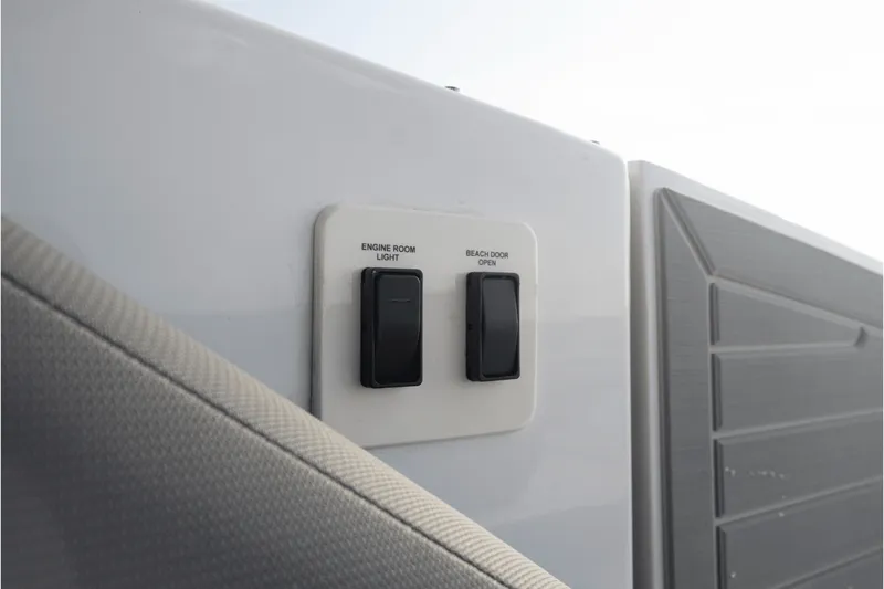 Slide: The Image of Cruisers 38 GLS Outboard 2027 - 47
