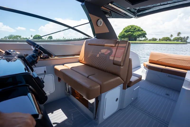 Slide: The Image of Cruisers 38 GLS Outboard 2027 - 19