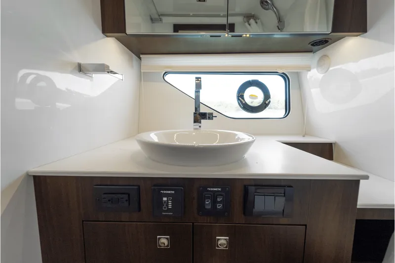 Slide: The Image of Cruisers 38 GLS Outboard 2027 - 113