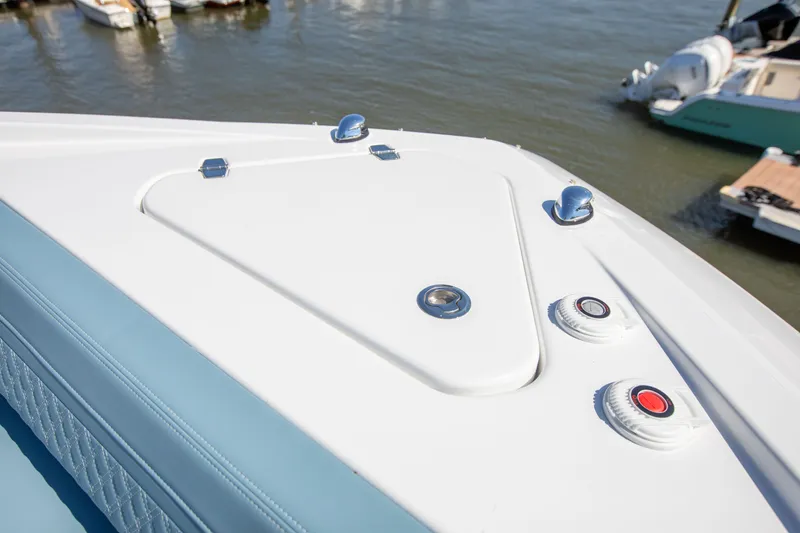 Slide: The Image of Cruisers 42 GLS Outboard 2027 - 50