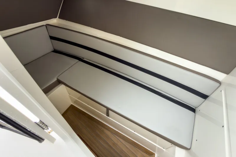 Slide: The Image of Boston Whaler 330 Vantage 2027 - 21