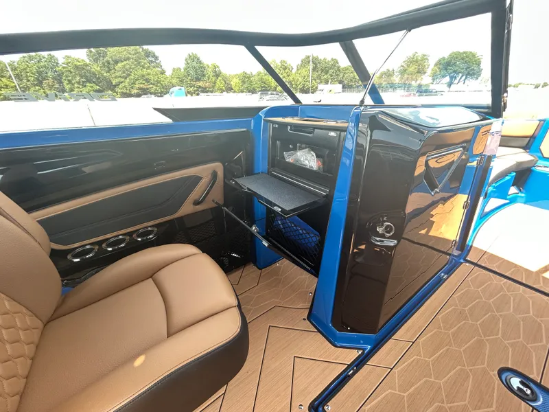 Slide: The Image of Yamaha 255XD 2026 - 16