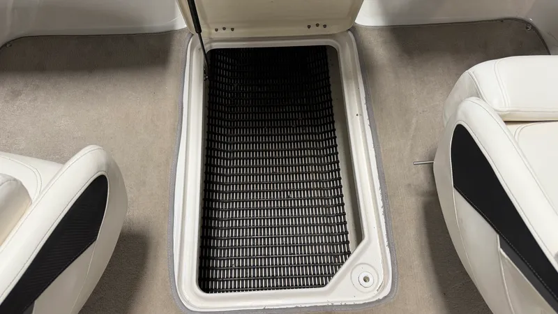 Slide: The Image of Monterey 214 2010 - 47
