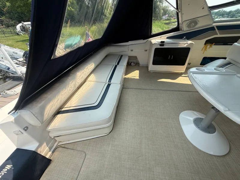 Slide: The Image of Sea Ray 44 SUNDANCER 1993 - 11