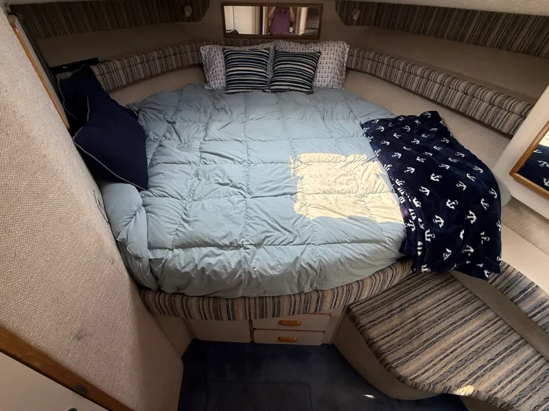 Slide: The Image of Sea Ray 44 SUNDANCER 1993 - 20
