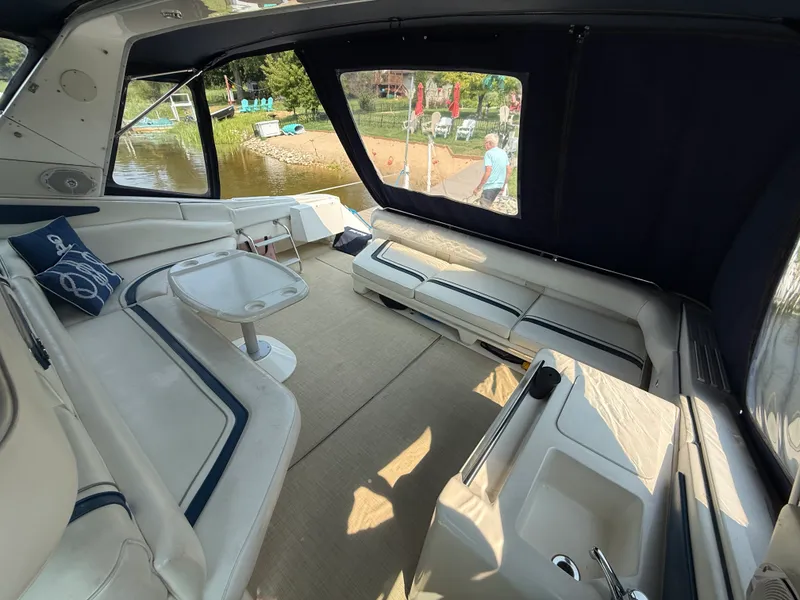 Slide: The Image of Sea Ray 44 SUNDANCER 1993 - 10