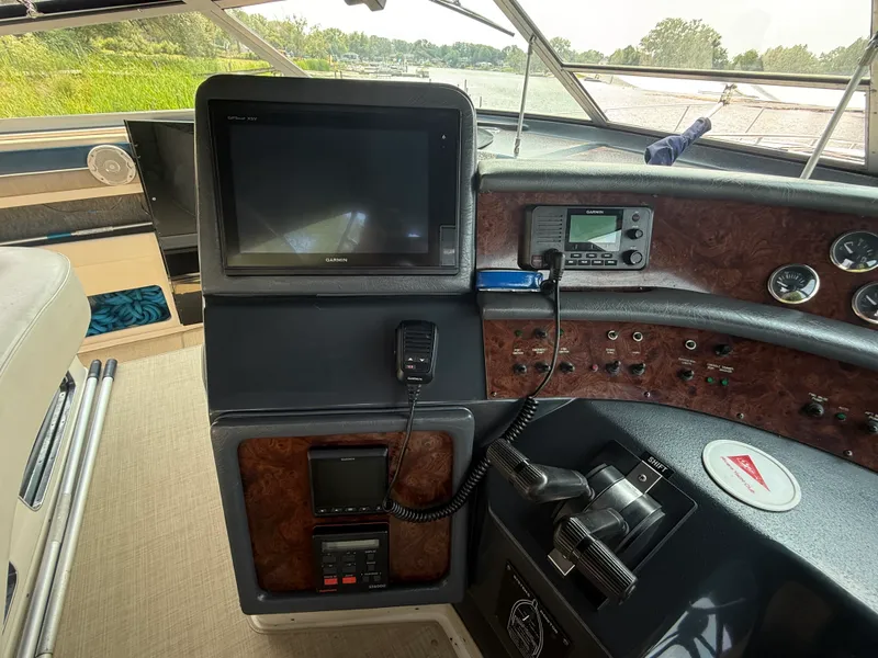 Slide: The Image of Sea Ray 44 SUNDANCER 1993 - 16