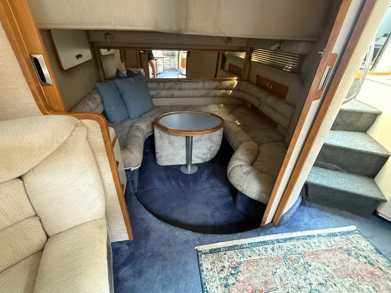 Slide: The Image of Sea Ray 44 SUNDANCER 1993 - 23