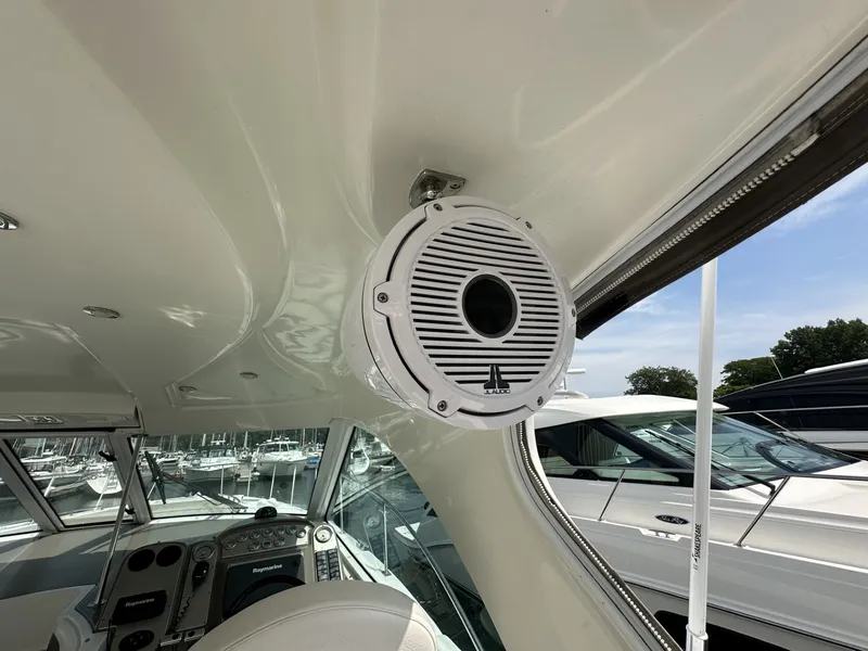 Slide: The Image of Cruisers 390 SPORTS COUPE 2008 - 41