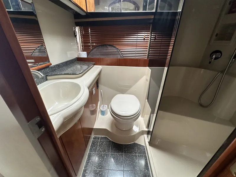 Slide: The Image of Cruisers 390 SPORTS COUPE 2008 - 59