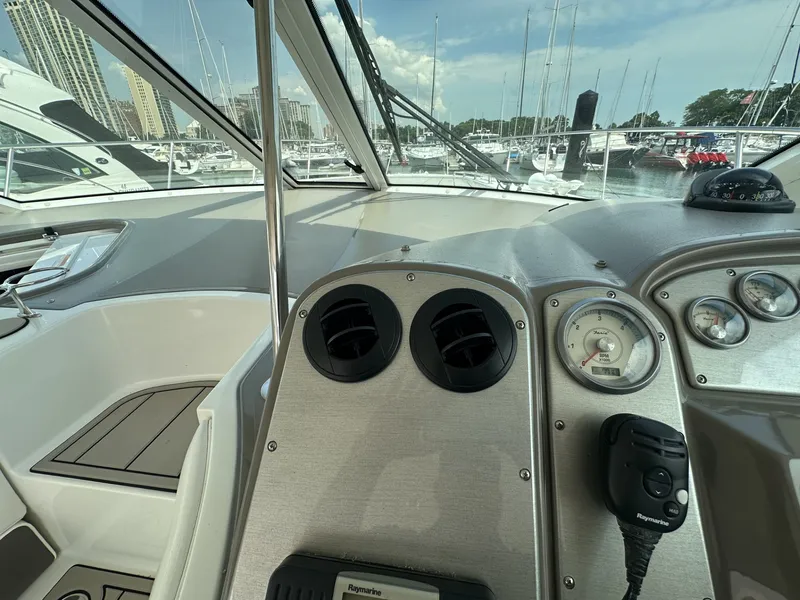 Slide: The Image of Cruisers 390 SPORTS COUPE 2008 - 28