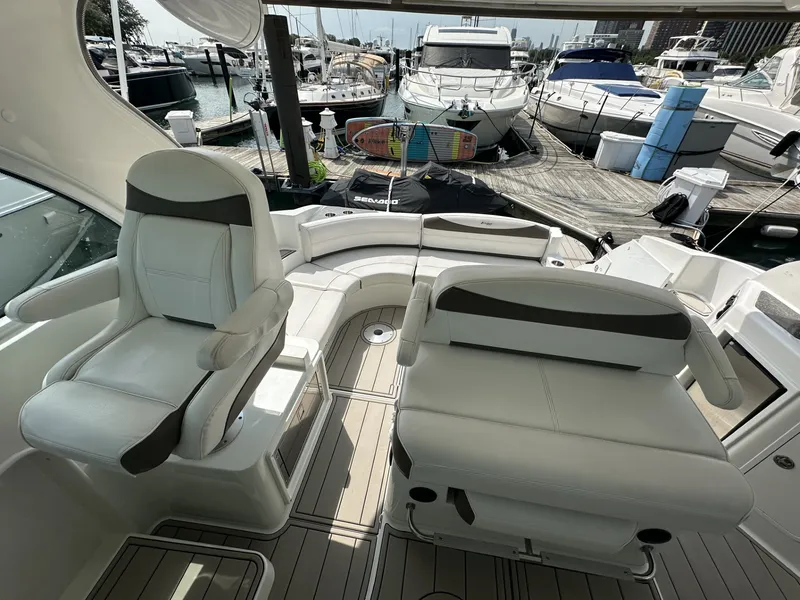 Slide: The Image of Cruisers 390 SPORTS COUPE 2008 - 23